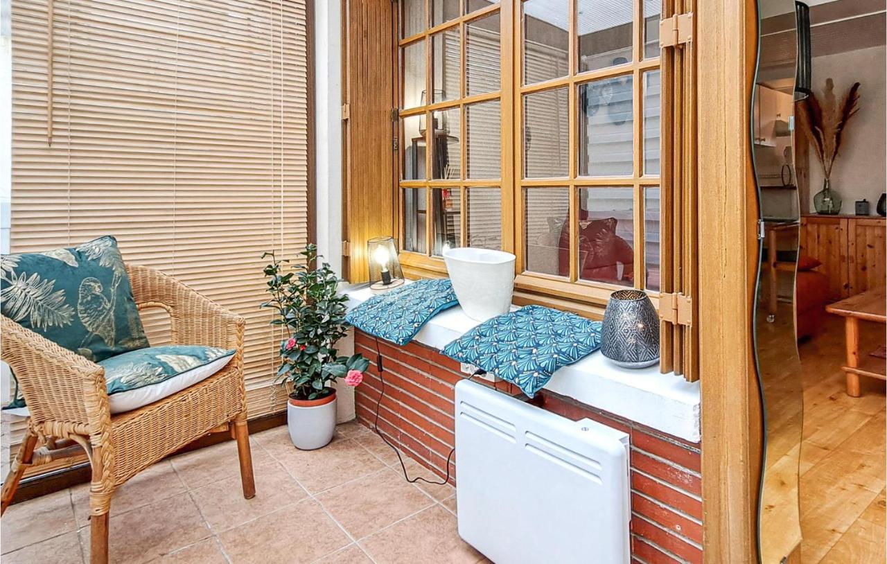 1 Bedroom Lovely Apartment In Grandcamp-Maisy Εξωτερικό φωτογραφία