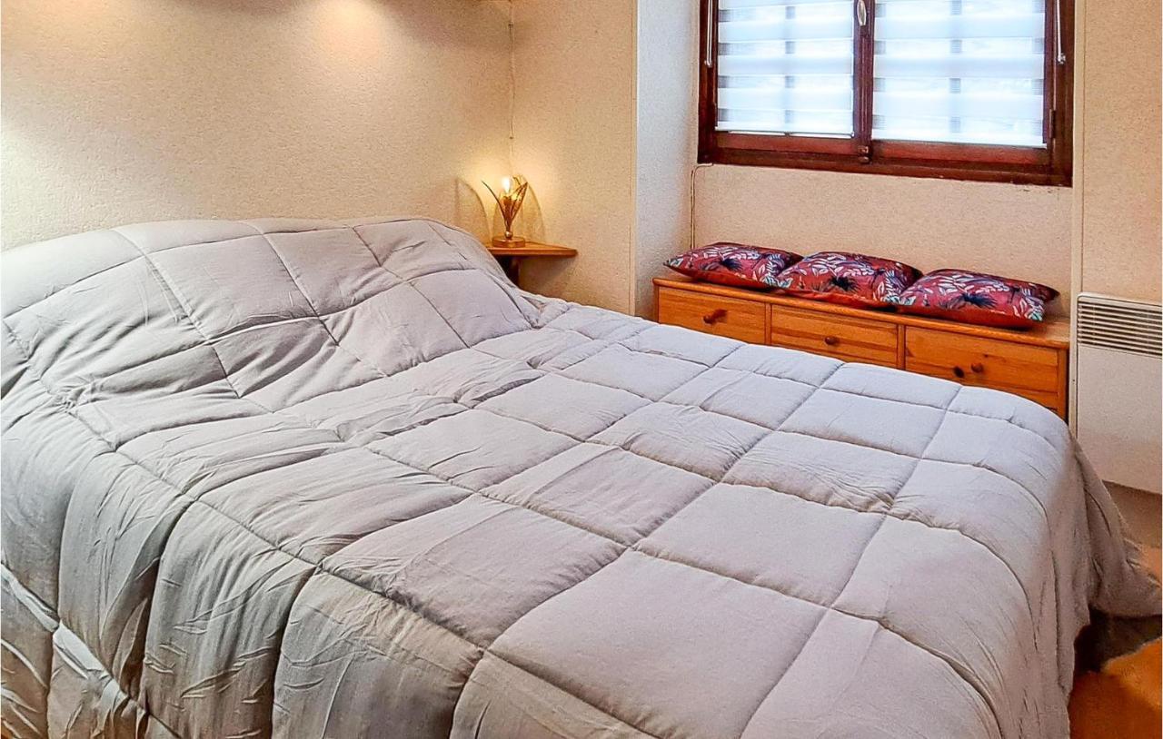 1 Bedroom Lovely Apartment In Grandcamp-Maisy Εξωτερικό φωτογραφία