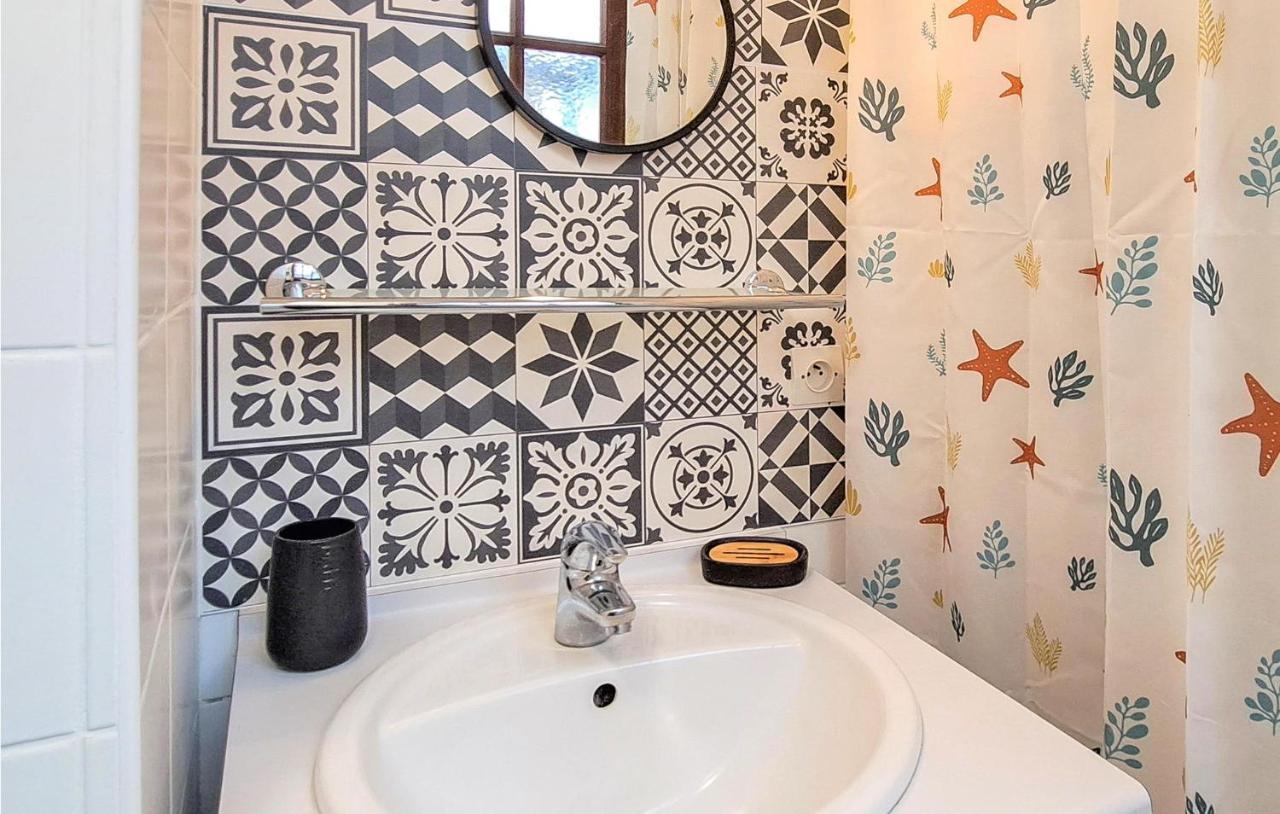 1 Bedroom Lovely Apartment In Grandcamp-Maisy Εξωτερικό φωτογραφία